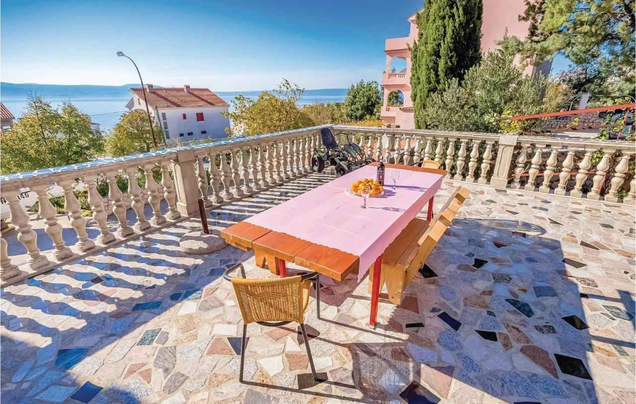 Beautiful Apartment In Novi Vinodolski Luaran gambar